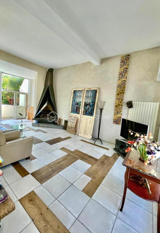 Maison - 155 m² - 7 pièces