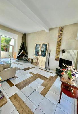 Maison - 155 m² - 7 pièces