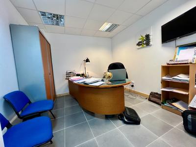 Local commercial - 51 m² - 3 pièces