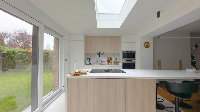 Maison - 168 m² - 6 pièces