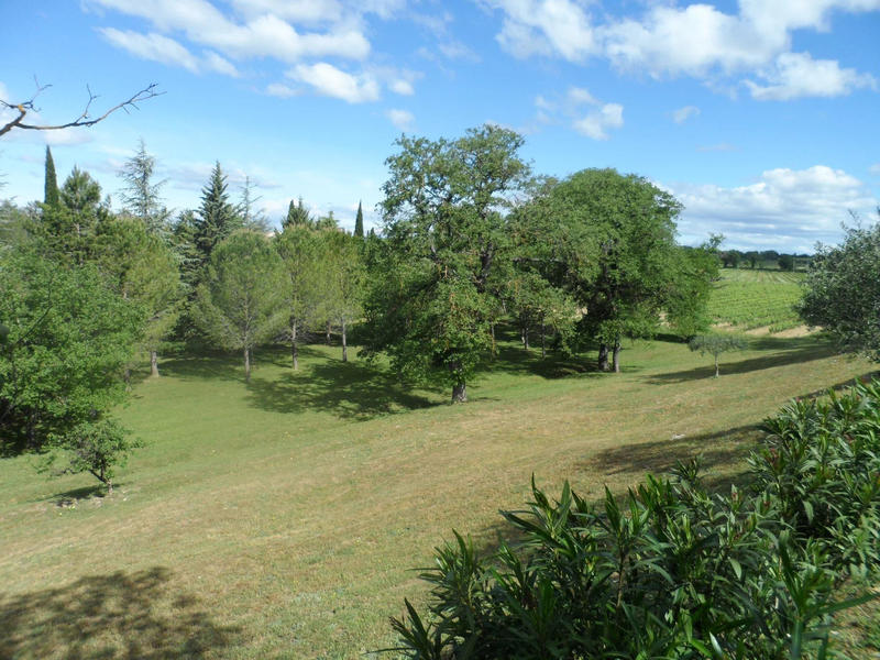 Maison - 317 m² - 15 pièces