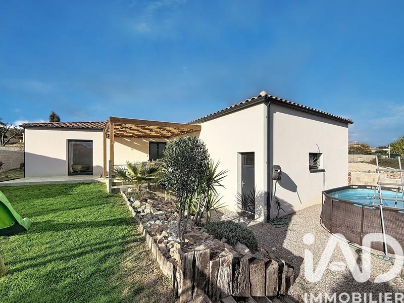 Maison - 102 m² - 4 pièces