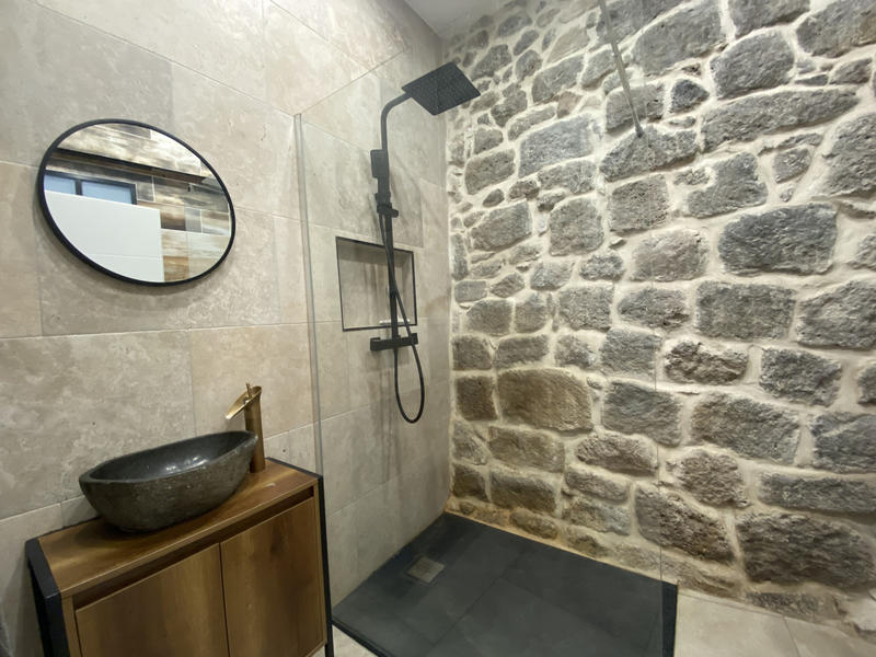 Immeuble - 147 m² - 7 pièces