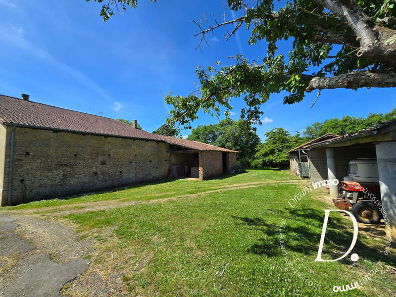 Maison ancienne - 227 m² - 8 pièces