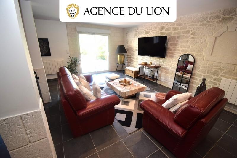 Maison - 220 m² - 7 pièces