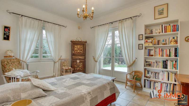 Maison - 189 m² - 6 pièces