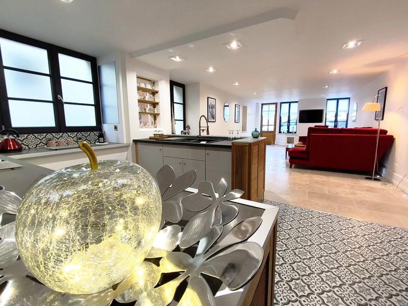 Maison de ville - 147 m² - 6 pièces