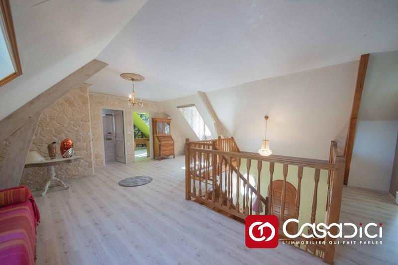 Maison - 187 m² - 6 pièces