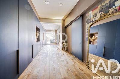 Appartement - 263 m² - 7 pièces