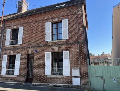 Maison - 91 m² - 4 pièces
