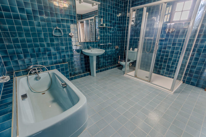 Maison - 305 m² - 10 pièces