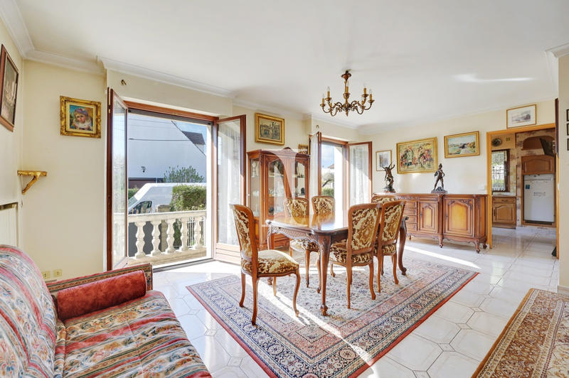 Maison - 137 m² - 5 pièces