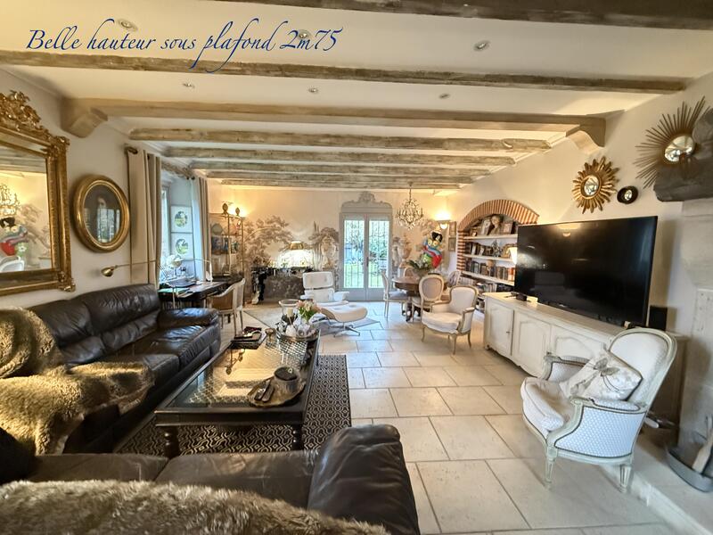 Bastide - 295 m² - 8 pièces