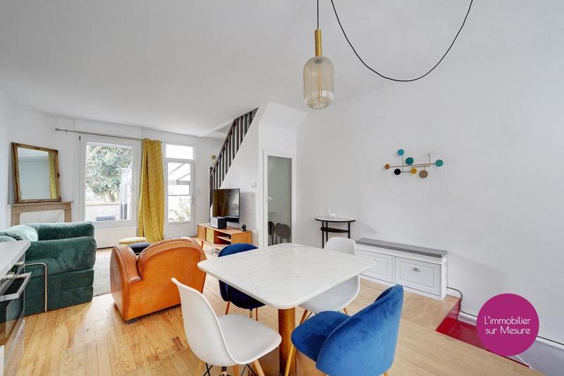 Maison de ville - 100 m² - 5 pièces