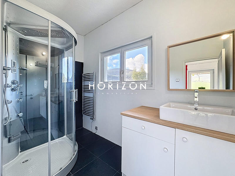 Maison - 120 m² - 6 pièces