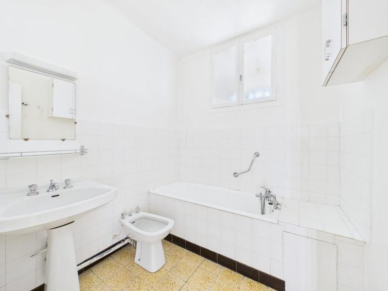 Appartement - 79 m² - 3 pièces