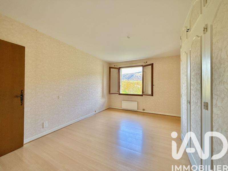 Maison - 210 m² - 7 pièces