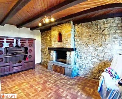 Maison - 160 m² - 9 pièces