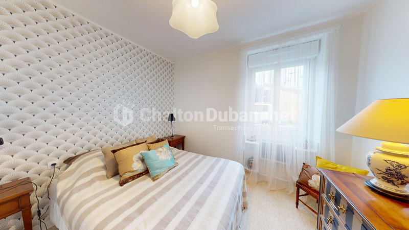 Maison - 188 m² - 8 pièces