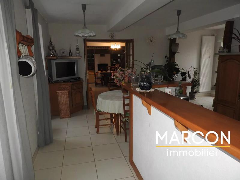 Maison - 168 m² - 7 pièces