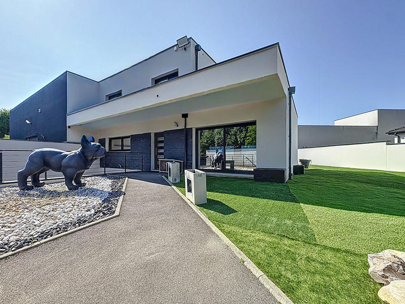 Maison - 150 m² - 6 pièces