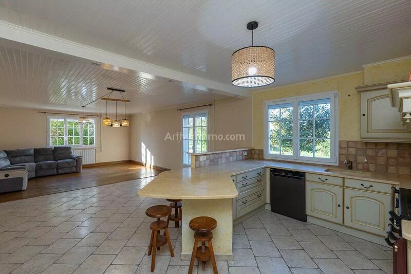 Maison - 170 m² - 7 pièces