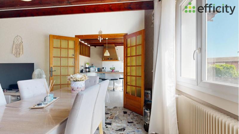 Maison - 102 m² - 4 pièces