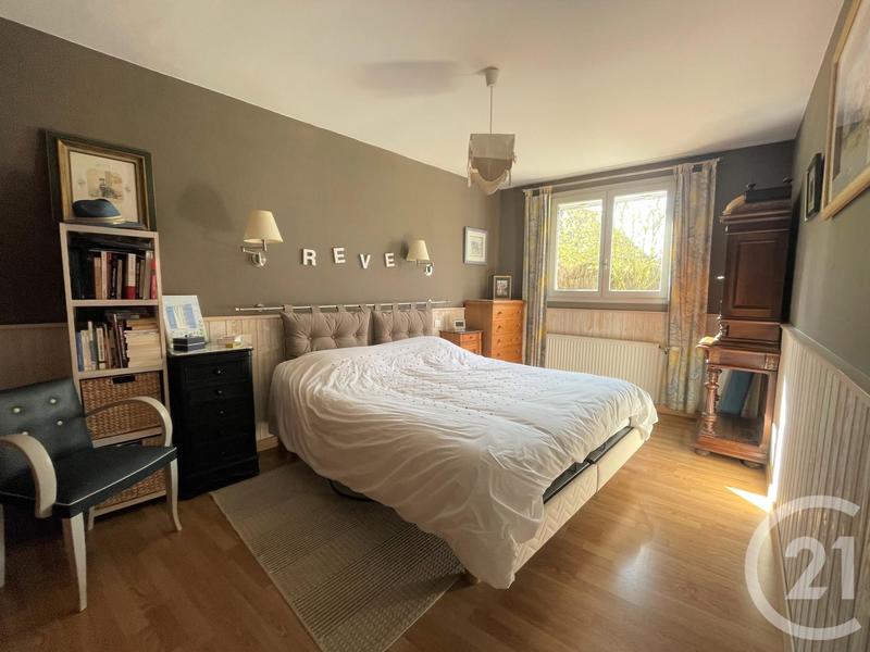 Maison - 163 m² - 6 pièces