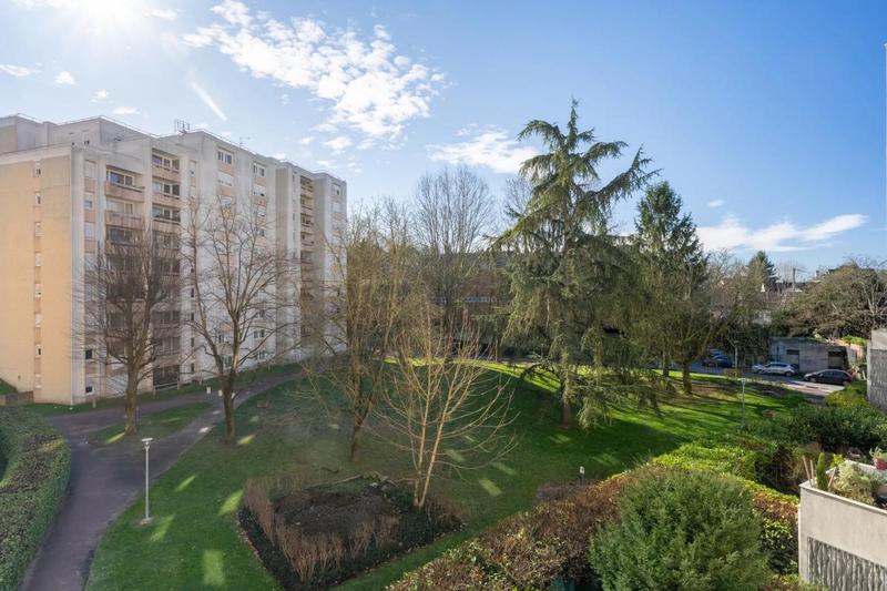 Appartement - 88 m² - 4 pièces