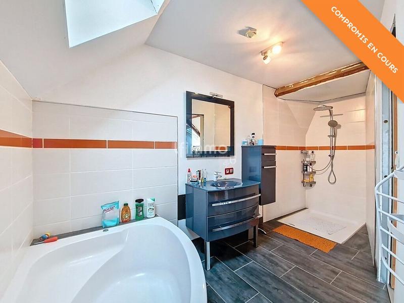 Maison en pierre - 125 m² - 6 pièces