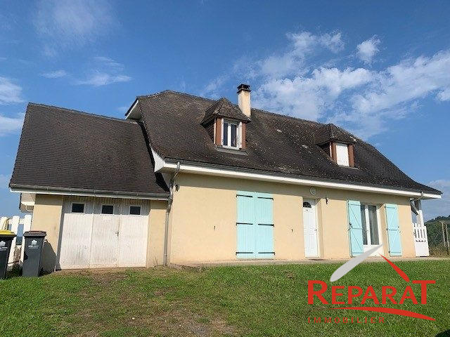 Maison - 91 m² - 4 pièces