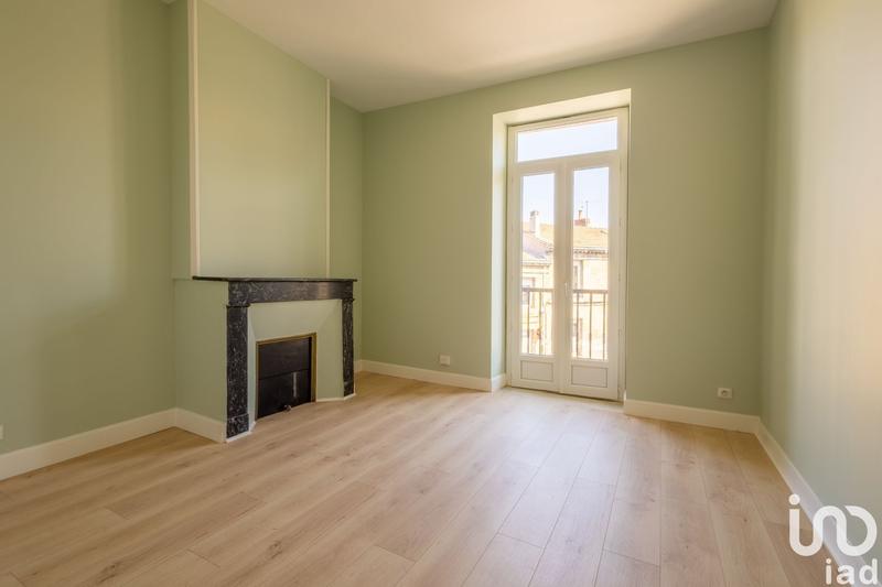 Maison - 205 m² - 7 pièces