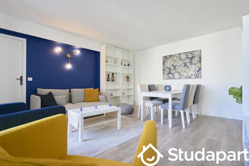 Chambre - 115 m² - 1 pièce