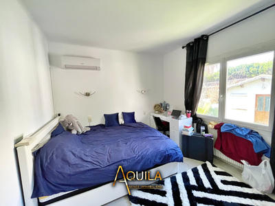 Villa - 140 m² - 4 pièces