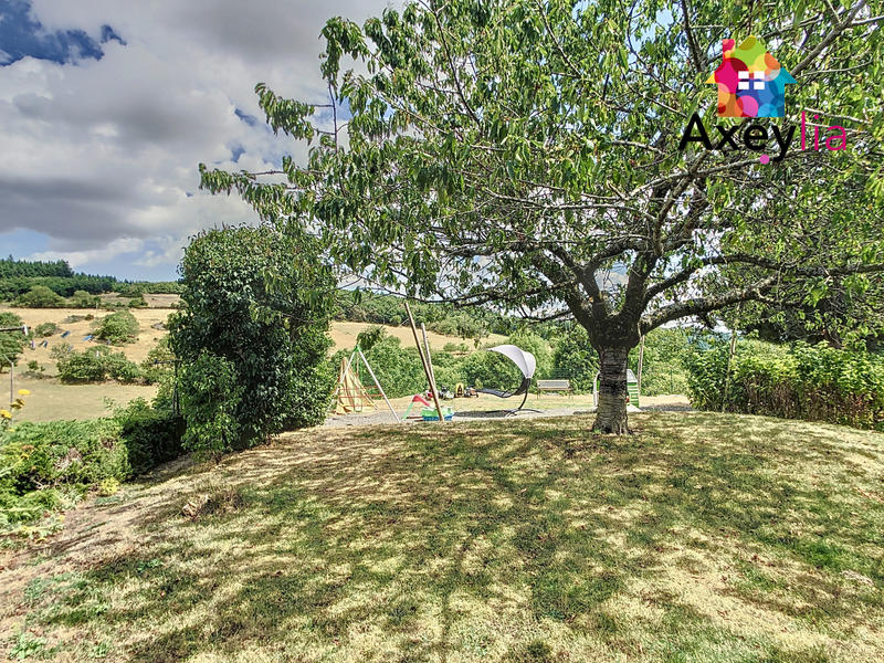 Maison - 121 m² - 7 pièces