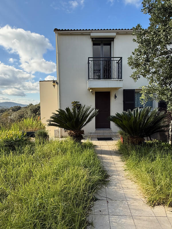 Maison - 138 m² - 4 pièces