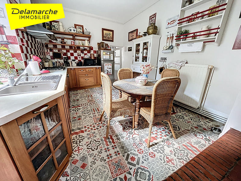 Maison - 166 m² - 6 pièces