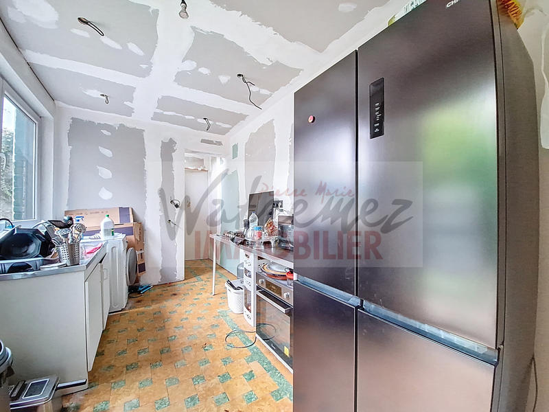 Maison - 90 m² - 5 pièces