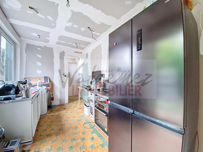 Maison - 90 m² - 5 pièces