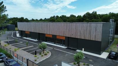Local d'activité / Entrepôt - 1 662 m²