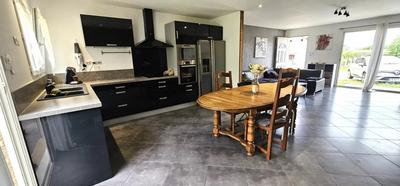 Maison - 136 m² - 6 pièces