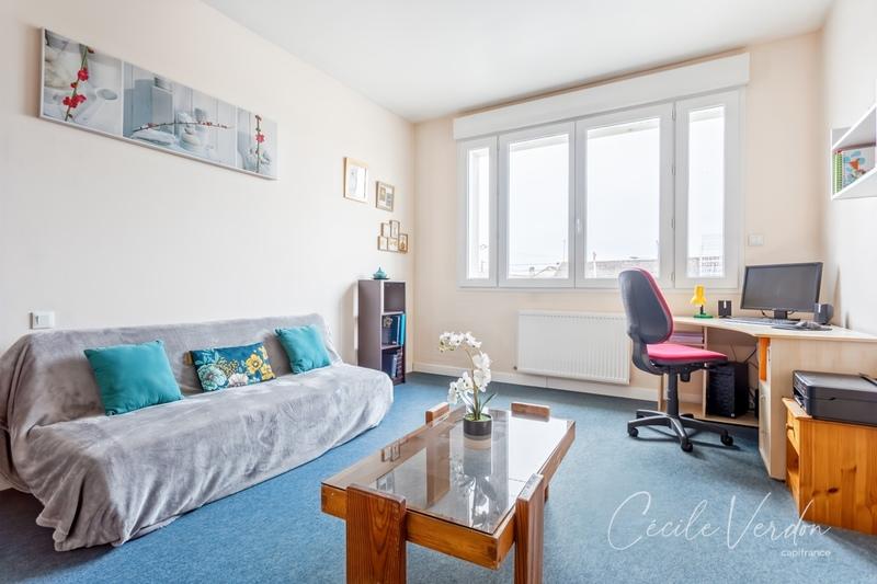 Maison de ville - 250 m² - 11 pièces