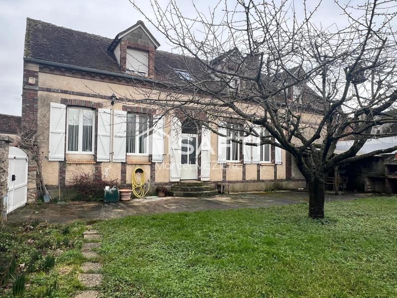 Maison - 180 m² - 11 pièces