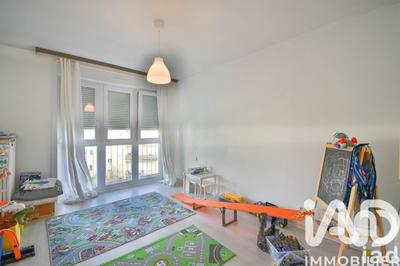 Appartement - 85 m² - 4 pièces