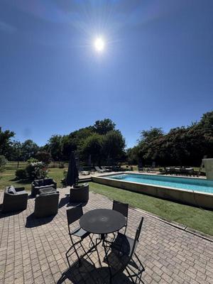 Maison - 250 m² - 6 pièces