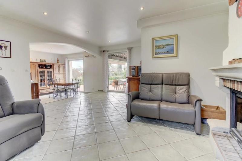 Maison - 108 m² - 4 pièces