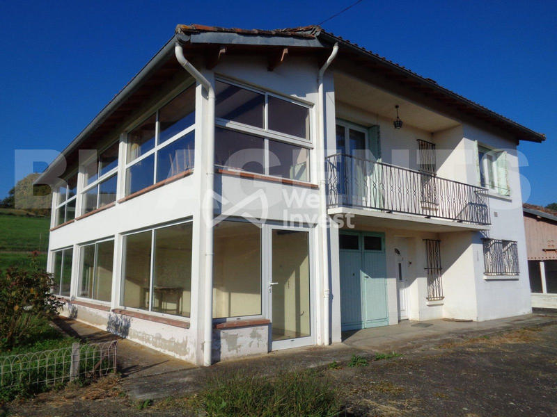 Maison - 97 m² - 5 pièces