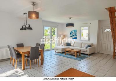 Maison - 90 m² - 6 pièces