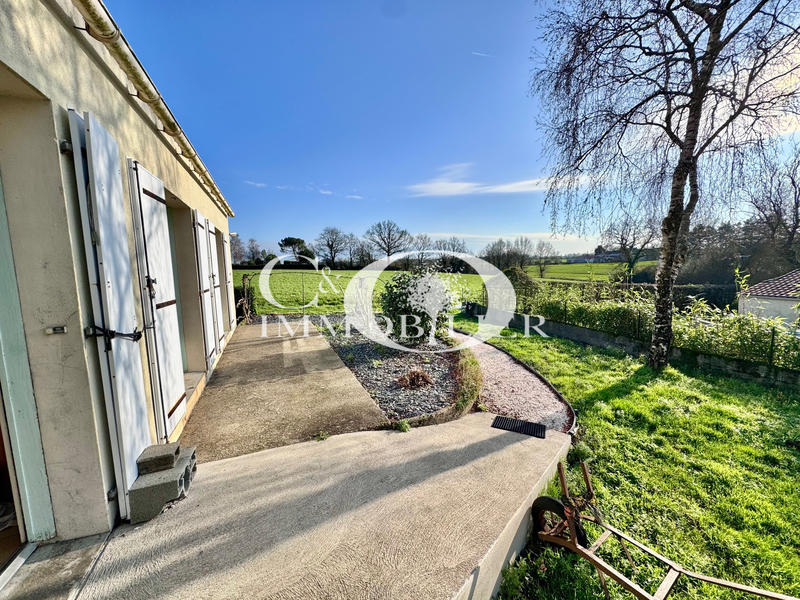 Maison - 99 m² - 4 pièces