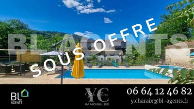 Appartement - 61 m² - 4 pièces